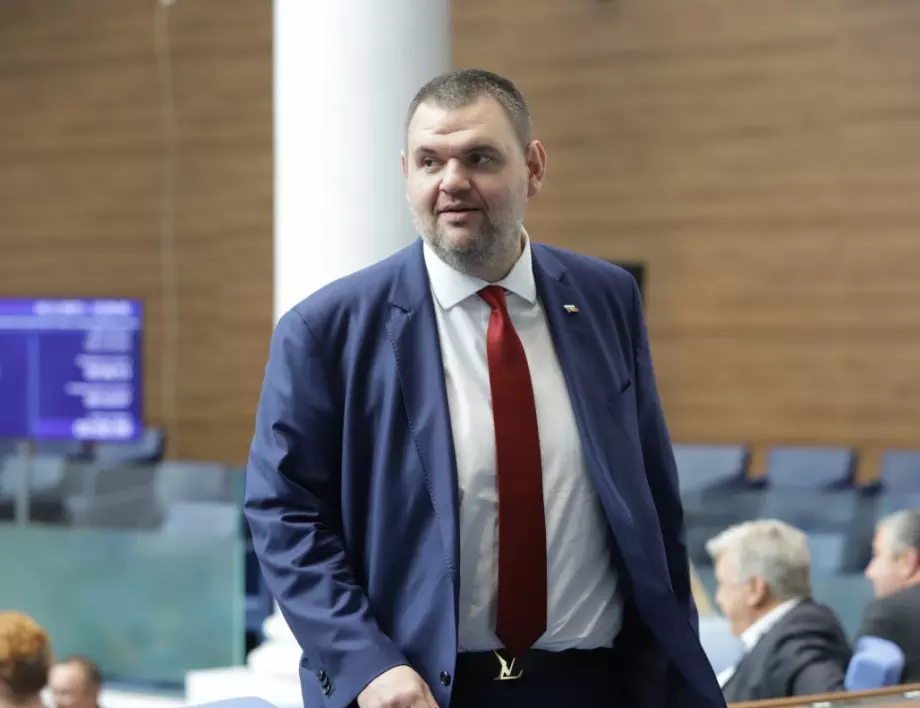 Политолог: Пеевски има нужда от повече власт