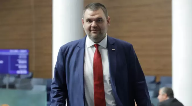 България: Полет над кукувиче гнездо и логиката в политиката