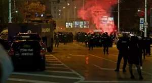 Протестирал срещу БФС: Полицай ми счупи носа, след като жандармерията ме би и ме остави