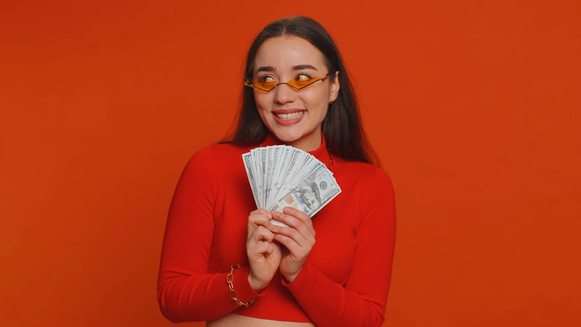 Пет зодии ще постигнат небивал финансов успех през декември 2023 г.