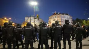 {{ otherArticle[0].article.title }}