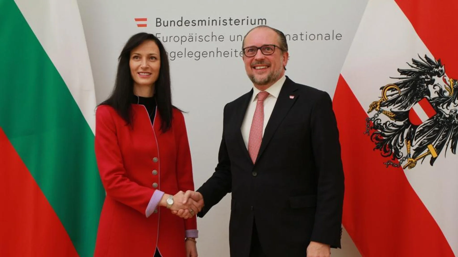 Мария Габриел в Австрия: Шенген ще функционира по-добре с България вътре (ВИДЕО)