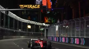 Льоклер ще стартира първи под светлините в Лас Вегас, Верстапен не натисна в квалификацията