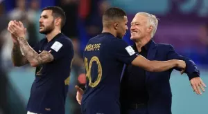 Случва се: Рекордьор с Франция отива при друг такъв в отбора на бивш левскар