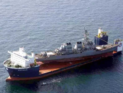 Нов опит за отвличане на кораб в Червено море: Индия изпрати помощ