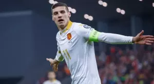 {{ otherArticle[0].article.title }}