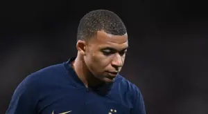 Мбапе иска в Реал Мадрид, но хора от екипа му са разочаровани и го разубеждават