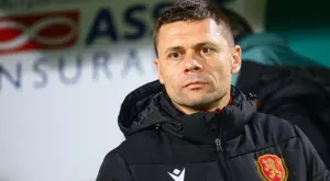 Александър Димитров с призив към клубните отбори и след 6:0