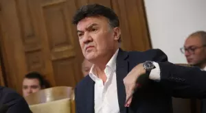 Платен протест? Г-н Михайлов, хората ви мразят безплатно!