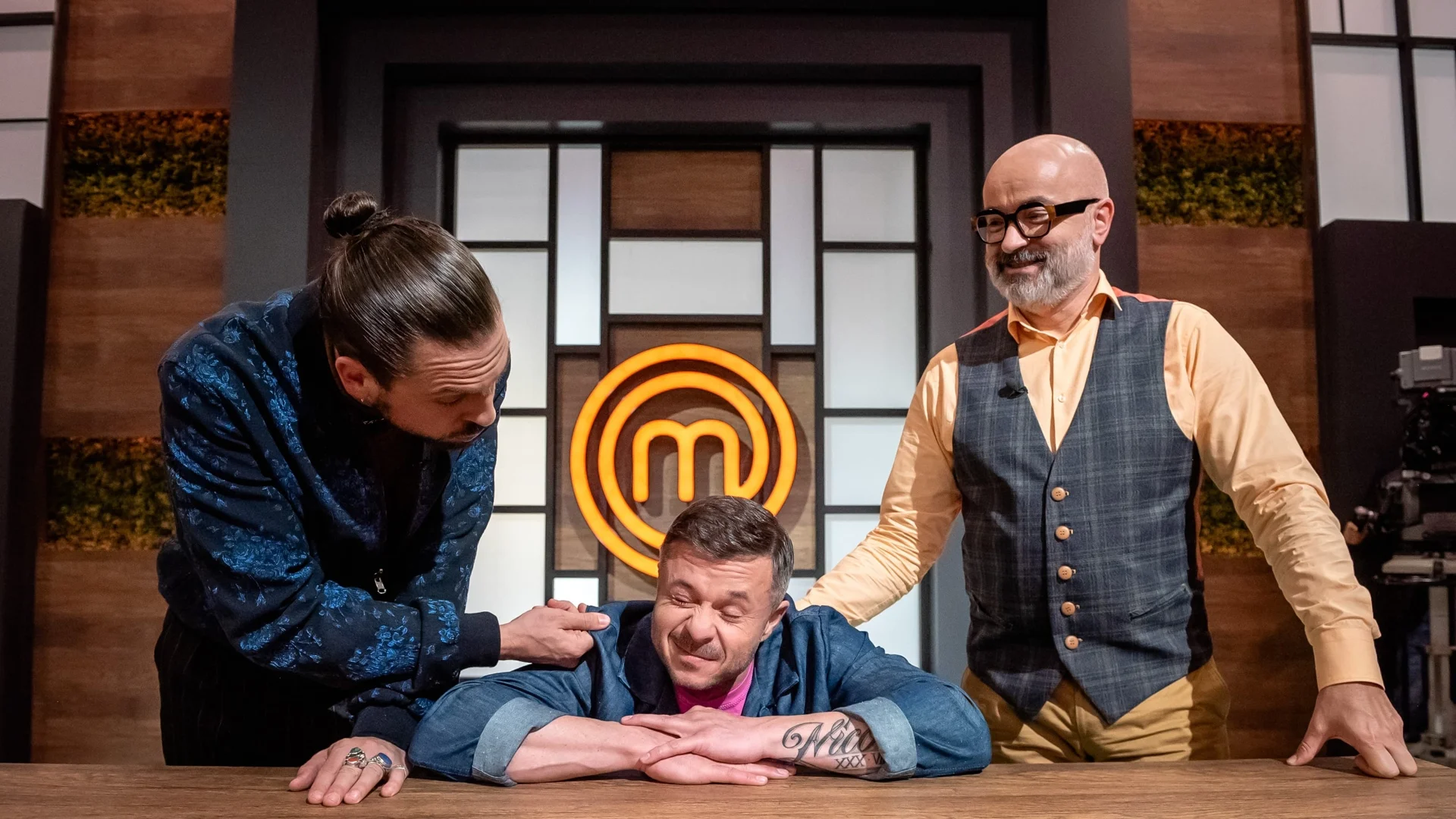 Новини от MasterChef: Режим на тока поставя хоби-готвачите в полеви условия