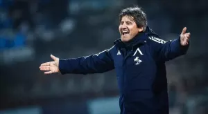 {{ otherArticle[0].article.title }}