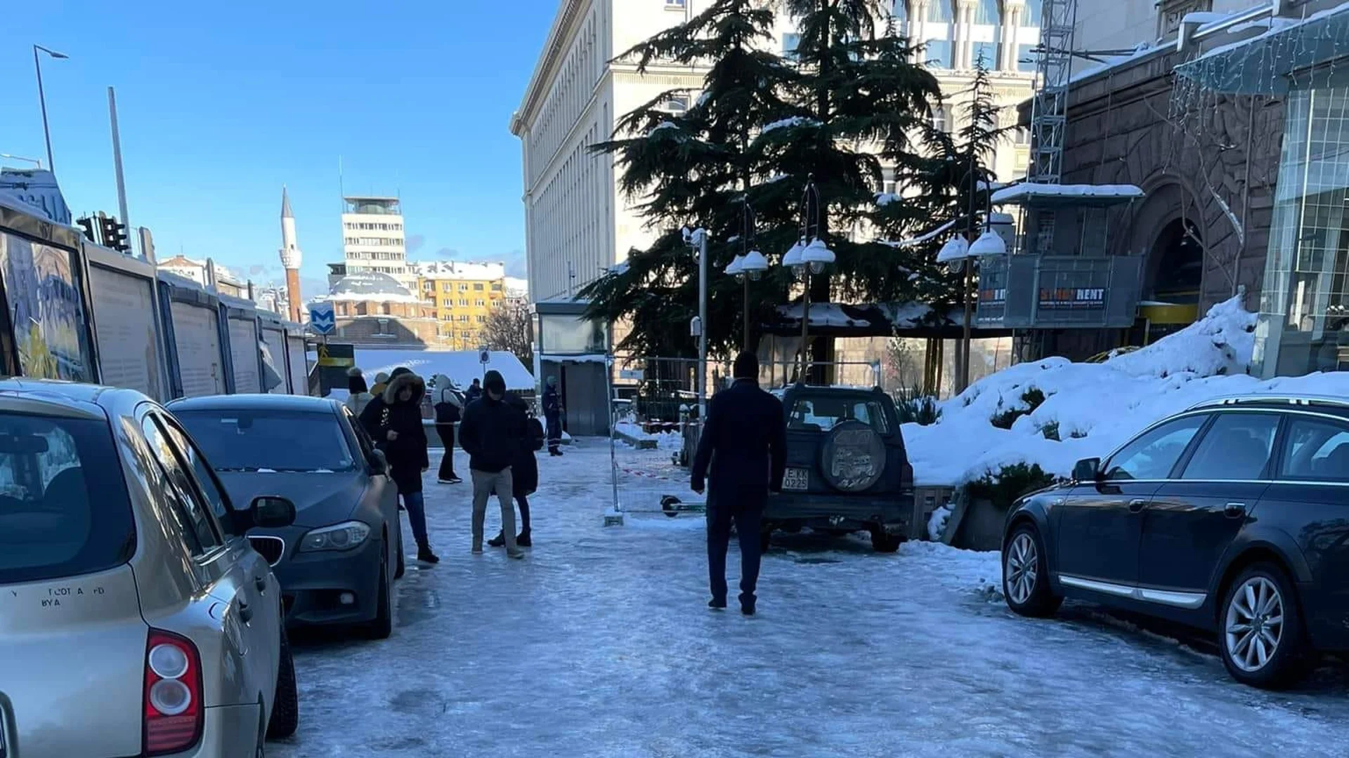 "Поуките са взети": Рекордна глоба за снегопочистващите фирми в София (СНИМКИ)