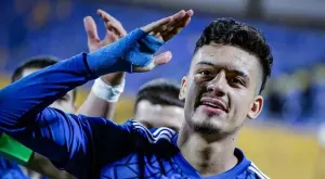 {{ otherArticle[0].article.title }}