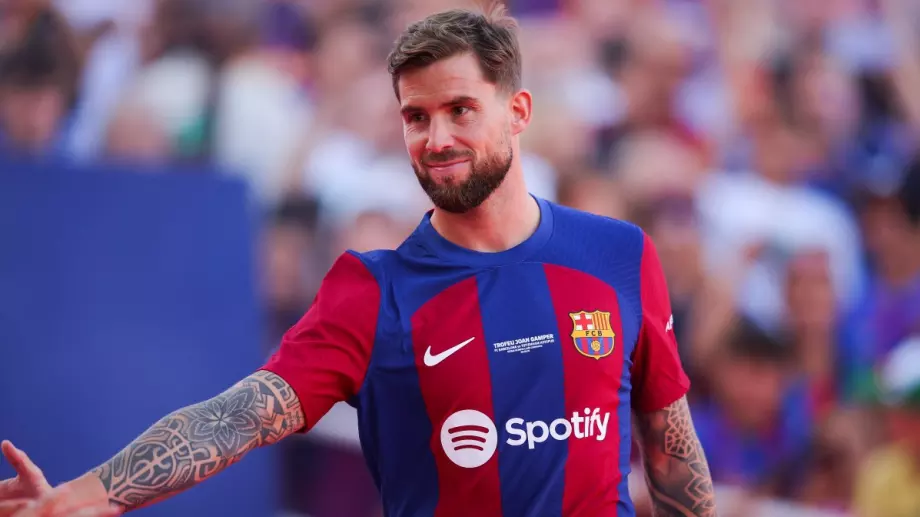 След скандала с Мартинес: Полиция ще пази играчите на Барселона от тиктокъри