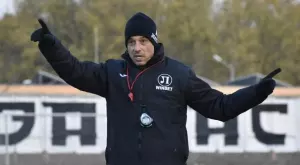 Трима футболисти нямат бъдеще в Локомотив Пловдив - напускат след края на сезон 2023/24?