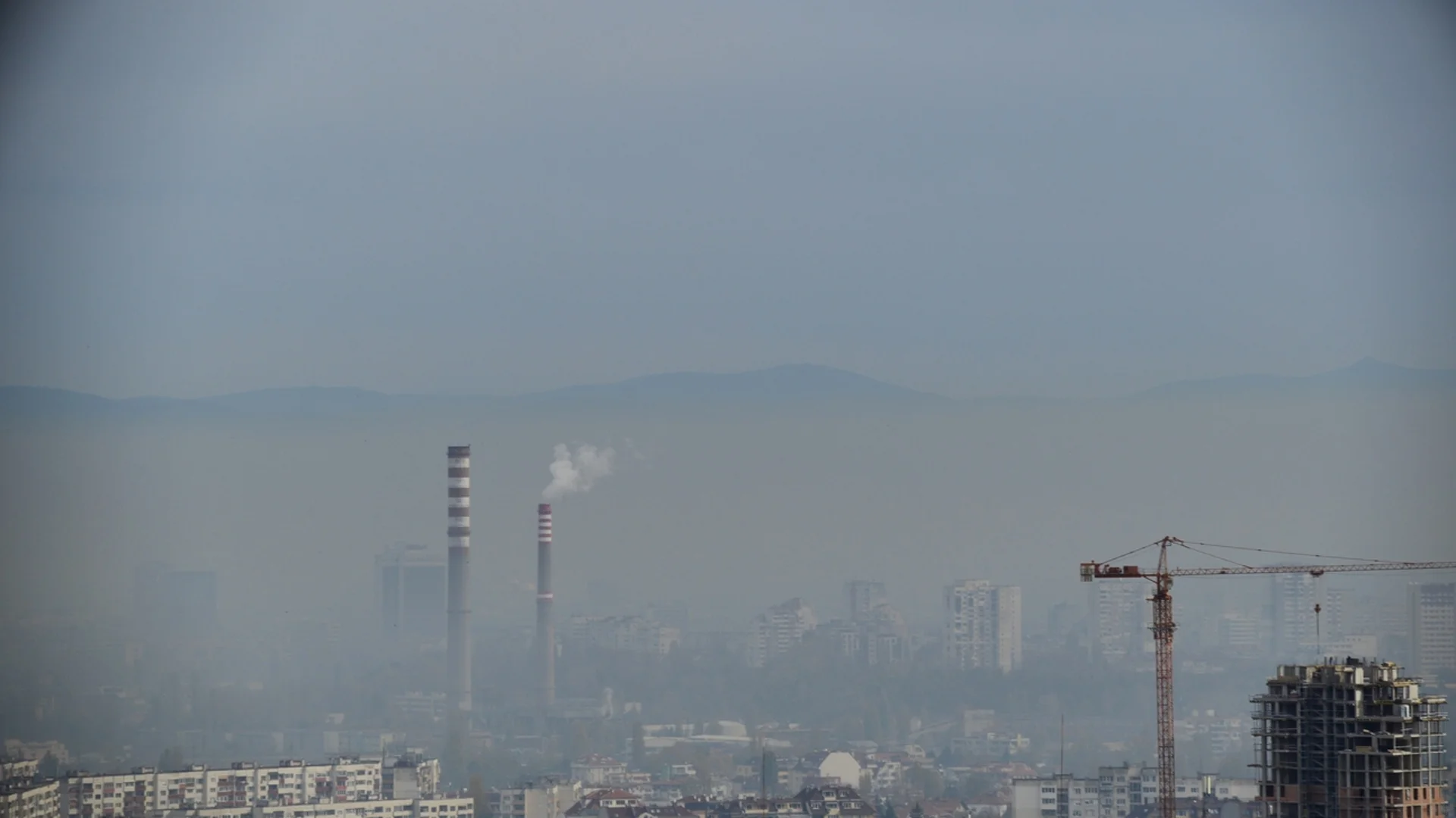 Мъгла и пиратки: София осъмна с мръсен въздух два пъти над допустимата норма