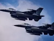 Първите F-16 от Дания ще пристигнат в Украйна до месец*