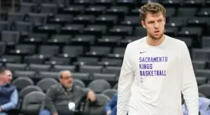 Голямо име в НБА четка Александър Везенков