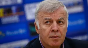 "Наистина пристигна оферта": Левски опитва, но се затруднява с трансфера на Алекс Колев