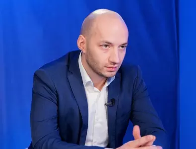 Без аватари: Радев ще е основен кандидат за политическа алтернатива, смята Димитър Ганев