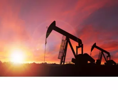 Силното търсене в САЩ повлия на цената на петрола 