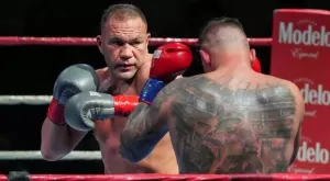 {{ otherArticle[0].article.title }}