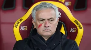 Специалния не издържа: Кадри показаха тежкото му емоционално състояние след уволнението (ВИДЕО)