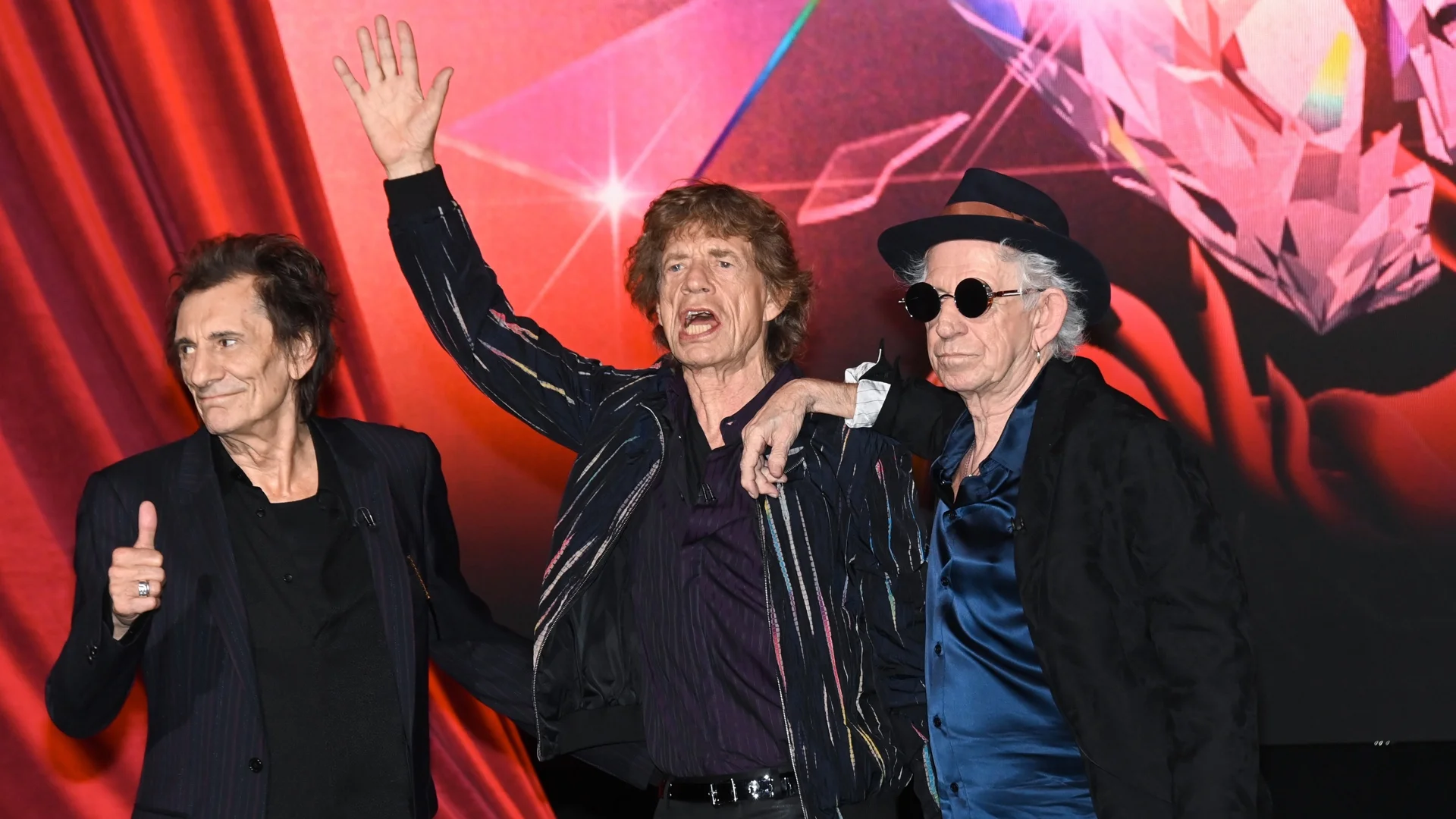 The Rolling Stones отбелязаха 80-годишнината на Кийт Ричардс с любопитни снимки
