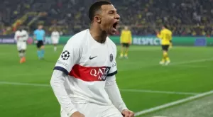 "Говори почти перфектен испански": Роналдо Феномена с намек за Килиан Мбапе?