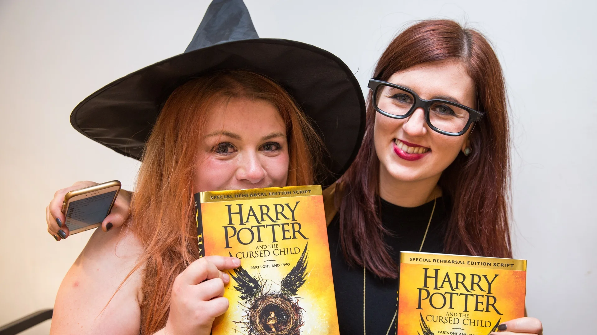 Забравена книга за Хари Потър бе продадена за над 55 000 паунда
