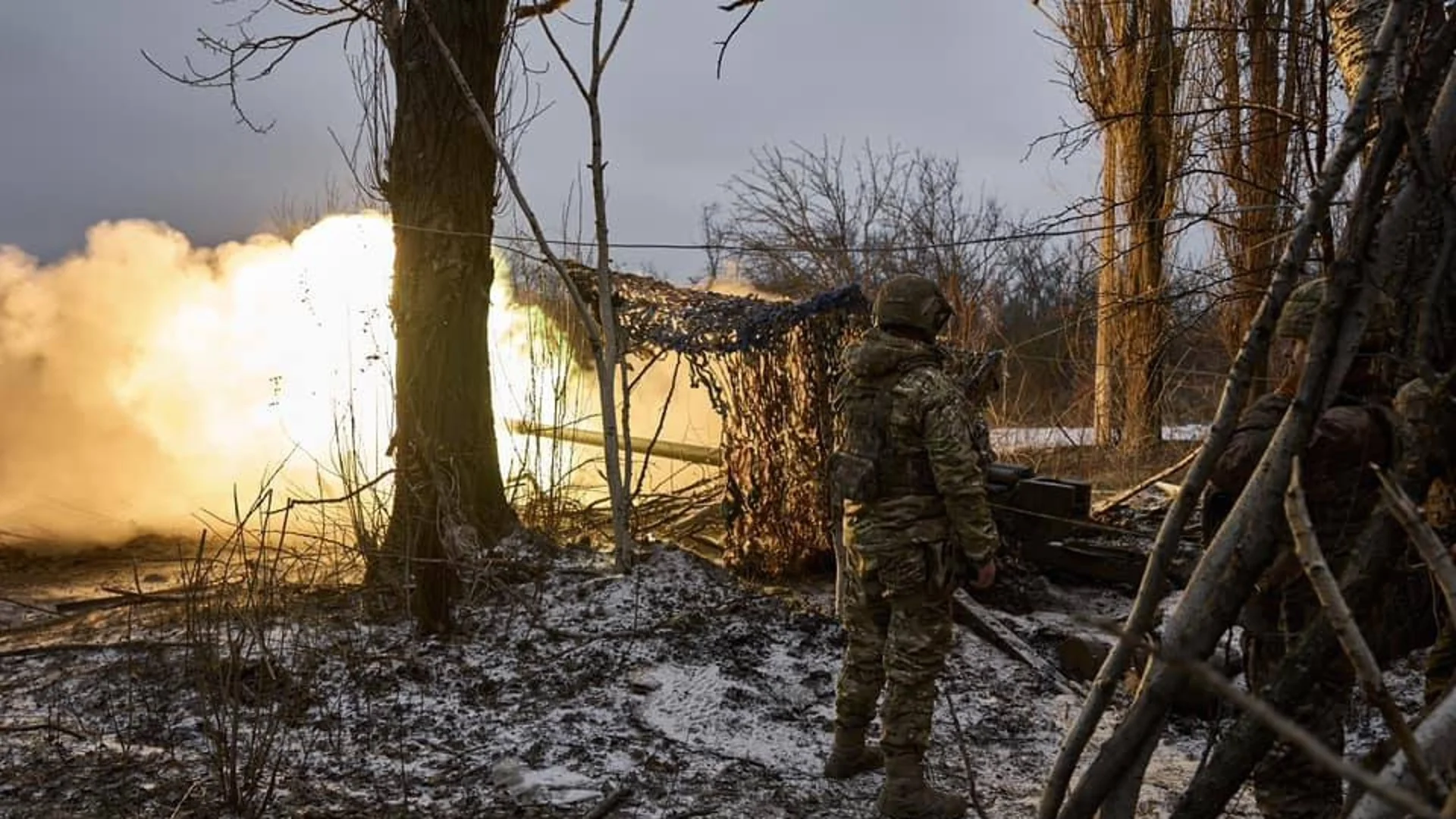 САЩ натискат за милиарди руски долари за Украйна, тя отстъпи леко от взетото при контраофанзивата (ВИДЕО)