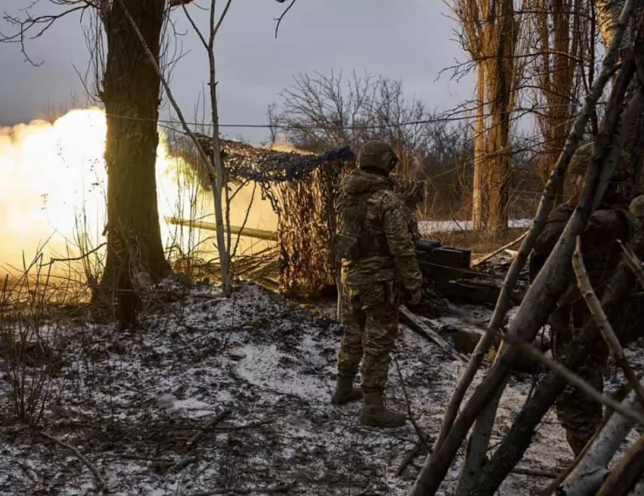 САЩ натискат за милиарди руски долари за Украйна, тя отстъпи леко от взетото при контраофанзивата (ВИДЕО)