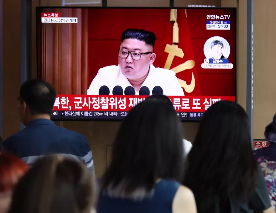 Ким Чен Ун нареди на военните да ускорят подготовката за война