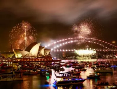 В Австралия и Нова Зеландия посрещнаха новата година (ВИДЕО и СНИМКИ)
