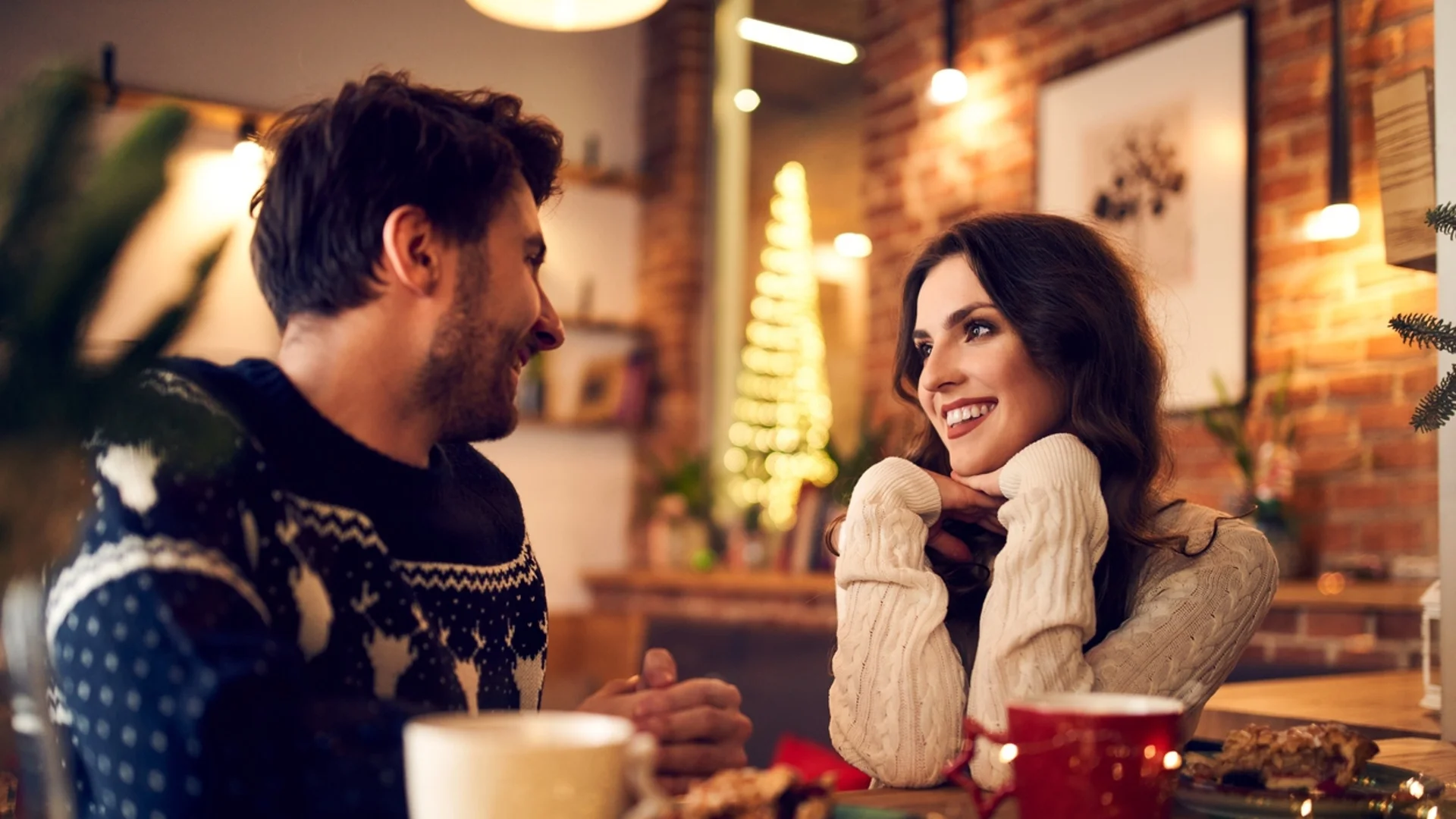 С глава във водовъртежа на чувствата: 5 зодии ще имат невероятен късмет в любовта през 2024 г.