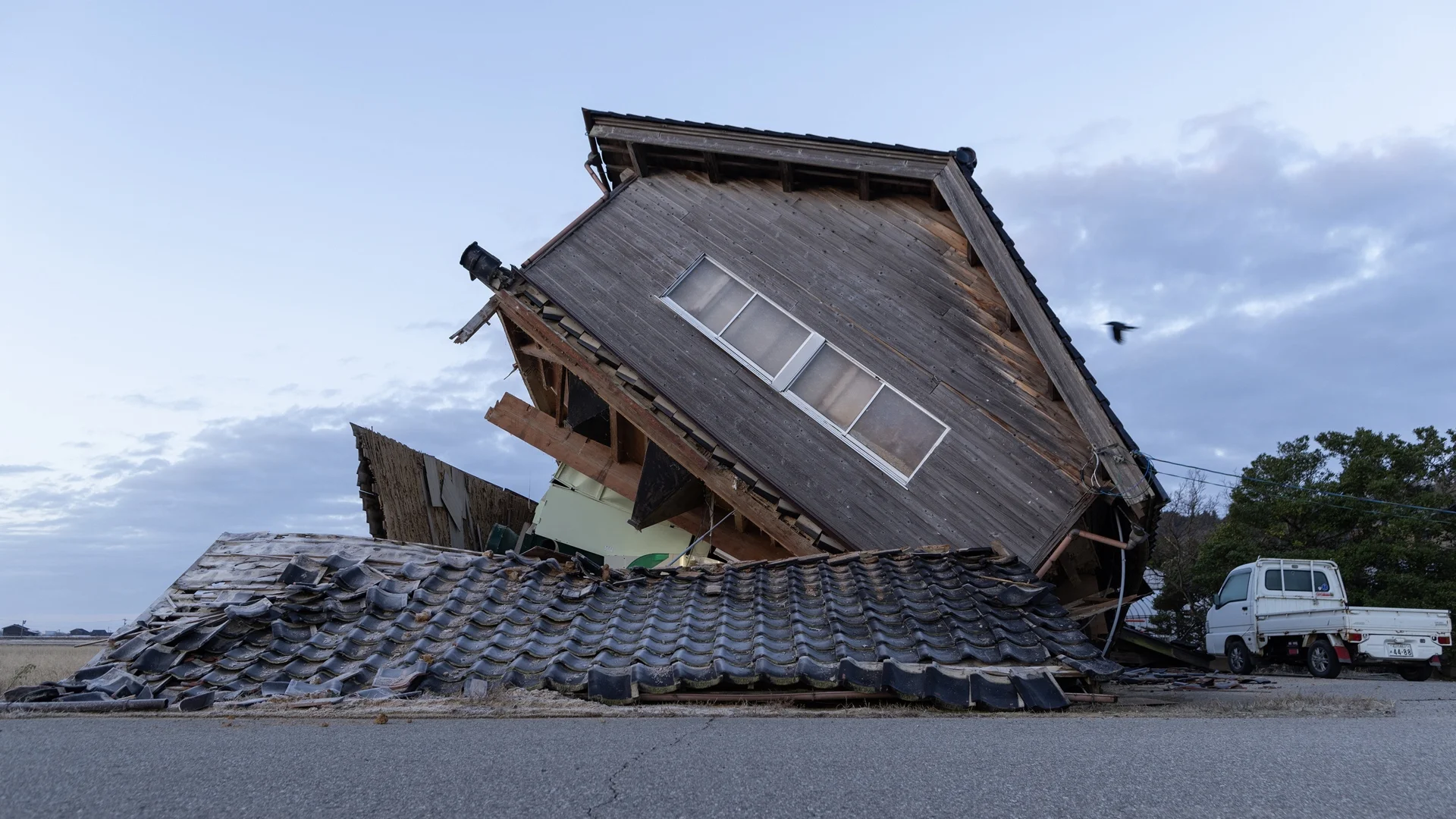 Китай иска да помогне на Япония след земетресението