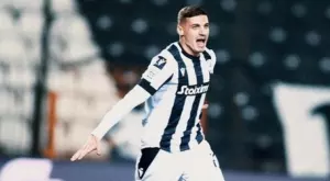 {{ otherArticle[0].article.title }}