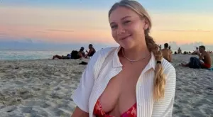 Тя напусна тениса заради големите си гърди, но след 8 месеца се върна на корта (СНИМКИ)