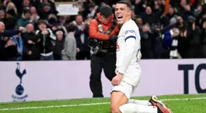 ВИДЕО: Късен снаряд На Педро Поро класира Тотнъм за кръг IV на ФА Къп