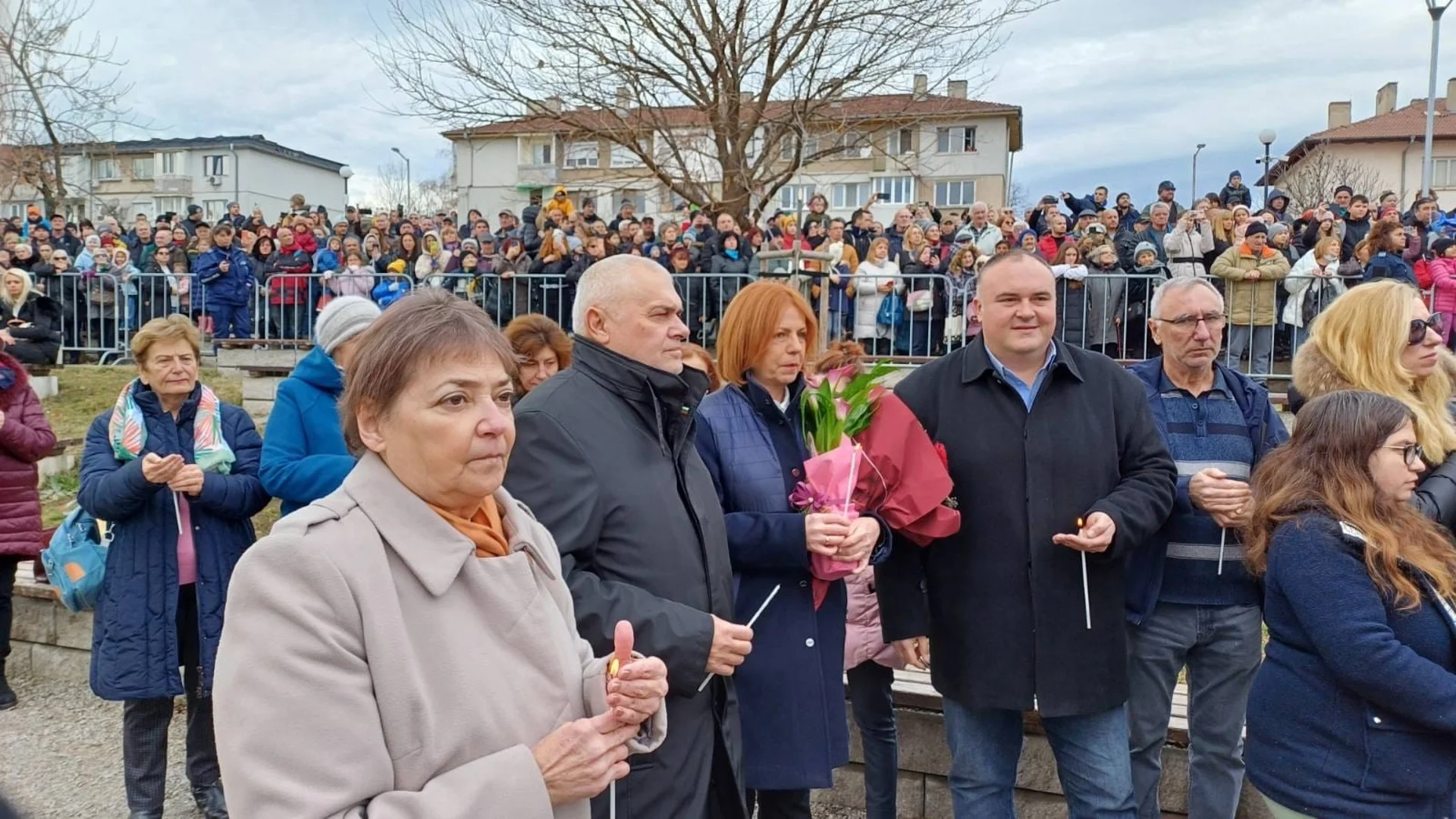 ГЕРБ-София почете паметта на Ботев, традиционния Богоявленския водосвет и Освобождението на столицата (СНИМКИ)