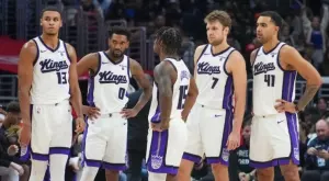 Най-слабият отбор в НБА натупа Сакраменто Кингс при завръщането на Александър Везенков (ВИДЕО)