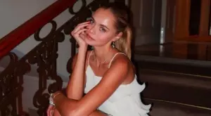 Малцина са виждали Шумахер през последните 10 години, но млада красавица успя