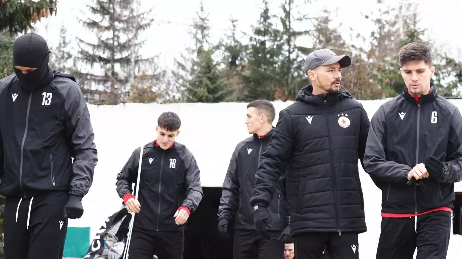 ЦСКА взима нов нападател след мача с Черно море, има два варианта от Първа лига