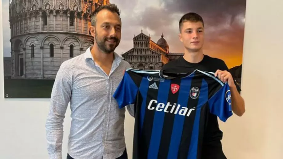 Юноша на Левски подписа договор с отбор от Серия Б на Италия, на "Герена" не му предложили нищо