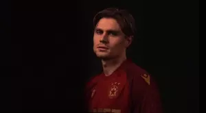 {{ otherArticle[0].article.title }}