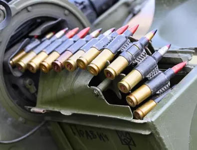 Борел: ЕС трябва да засили отбранителната си промишленост, за да попълни оръжейните си запаси