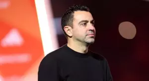 Шави и директорите в Барселона решиха: Нарочен за гонене ще ги спасява от кризата