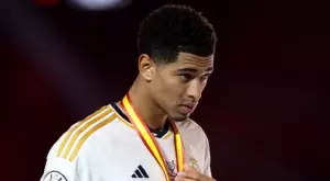 След 2 гола и 23 мача: Сравненията с Джуд Белингам в Манчестър Юнайтед започнаха