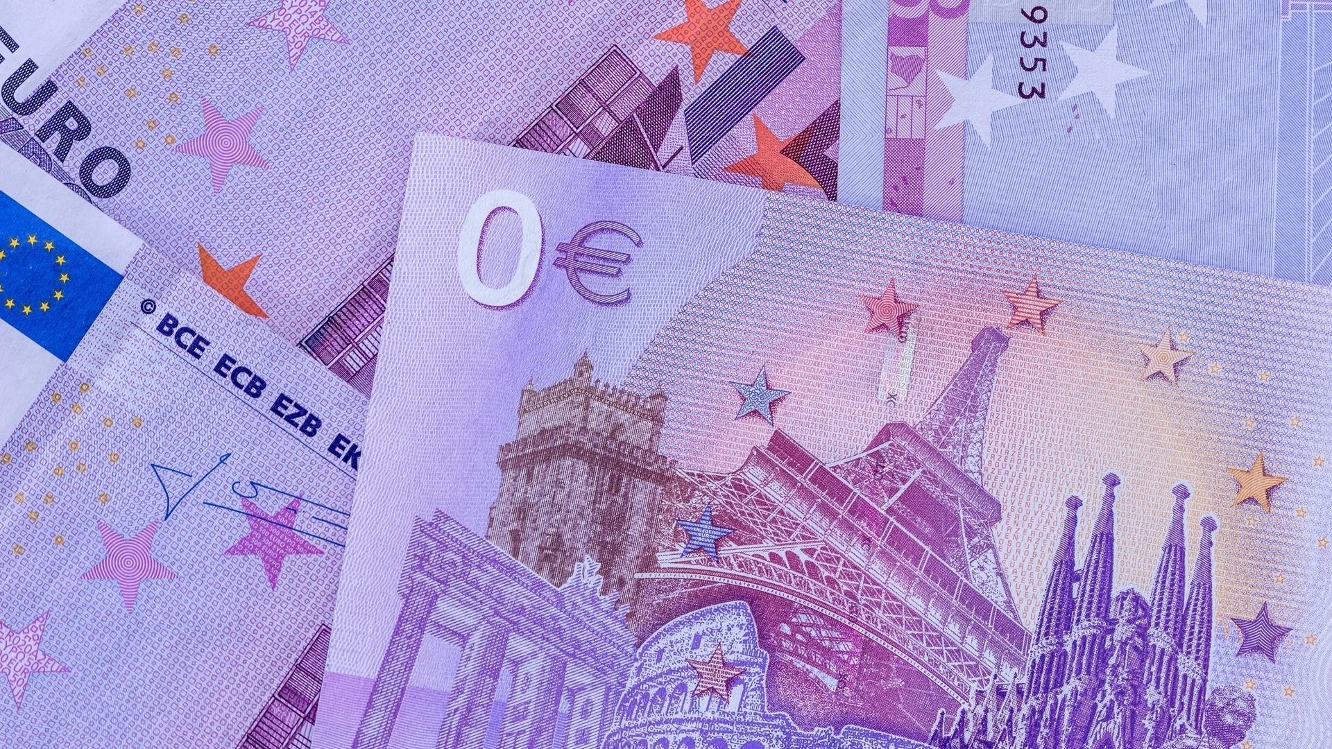 Косово въвежда еврото като официална валута