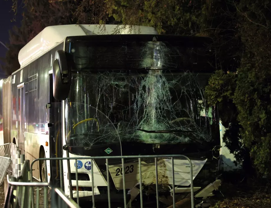 Автобус се преобърна в Турция, има жертви (ВИДЕО и СНИМКА)
